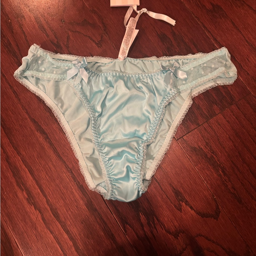 Vtg Victorias Secret pale blue  “I Do” panties M